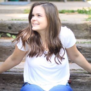 Meet your Posher, Becky